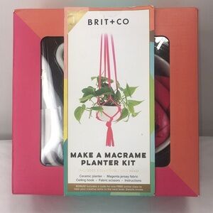 New NEW Brit + Co Make a Macrame Planter Kit Everything You Need